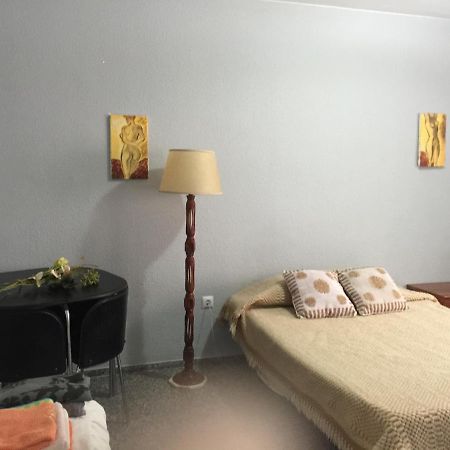 Habitacion Renfe Alicante Kültér fotó