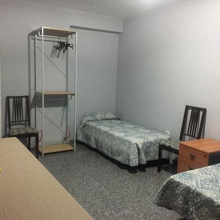 Habitacion Renfe Alicante Kültér fotó