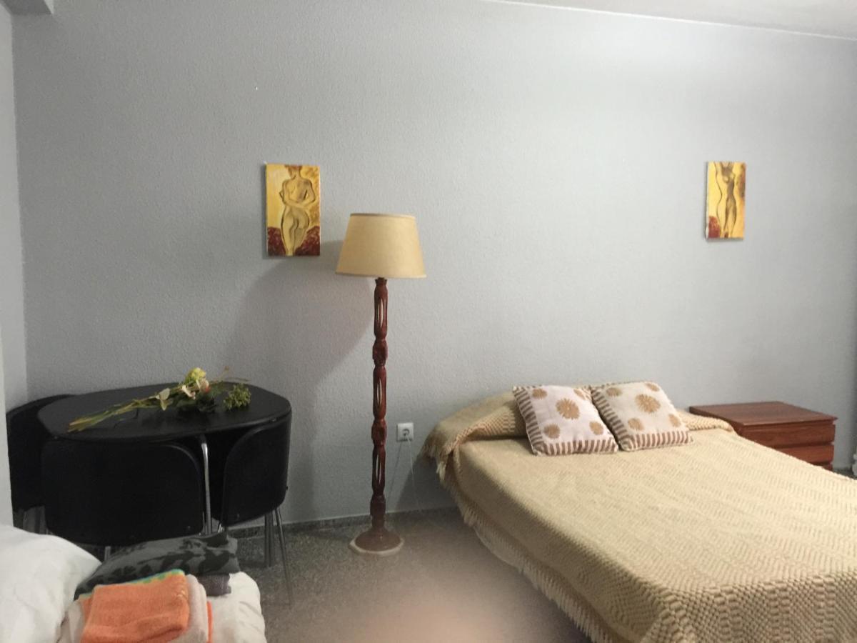 Habitacion Renfe Alicante Kültér fotó